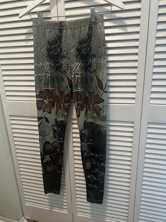Yoga Legging Pant Pants - #1826**Floral Graphic Leggings in Olive Green and Brown